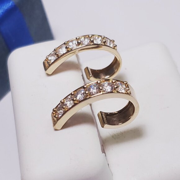 Estate 3/4cttw Round CZ Classic 14Kt Yellow Gold 